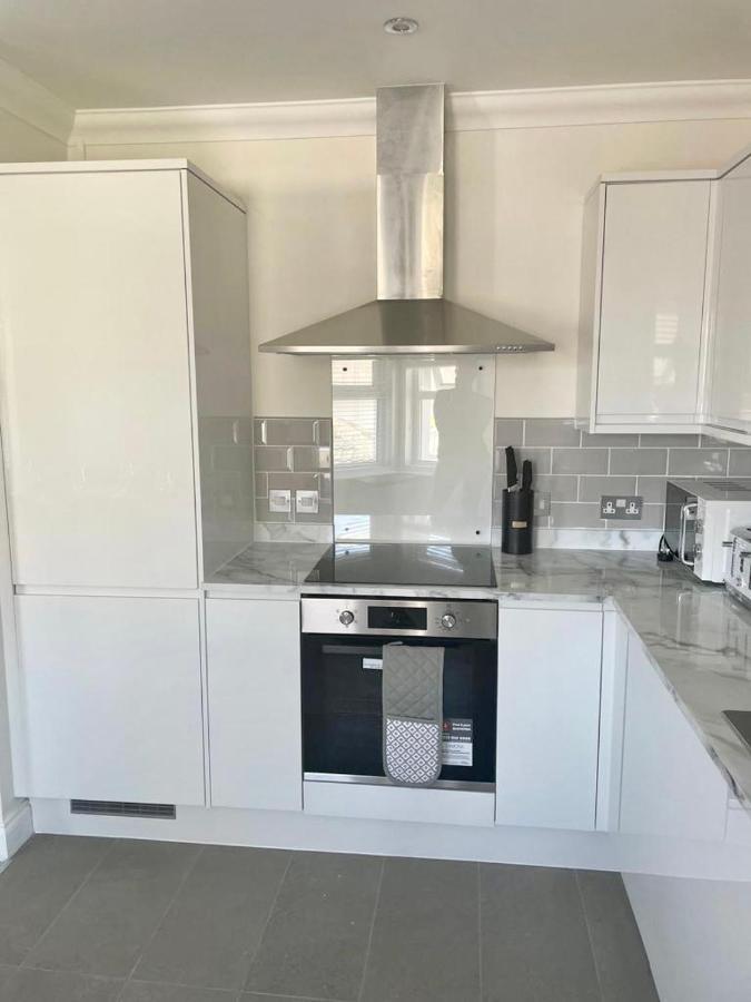 Exquisite Apartment, Stone Throw From The Beach Bournemouth Dış mekan fotoğraf