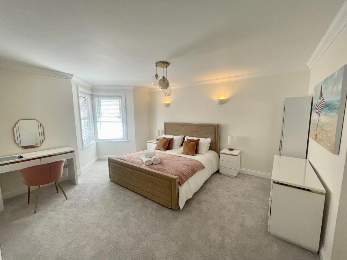 Exquisite Apartment, Stone Throw From The Beach Bournemouth Dış mekan fotoğraf