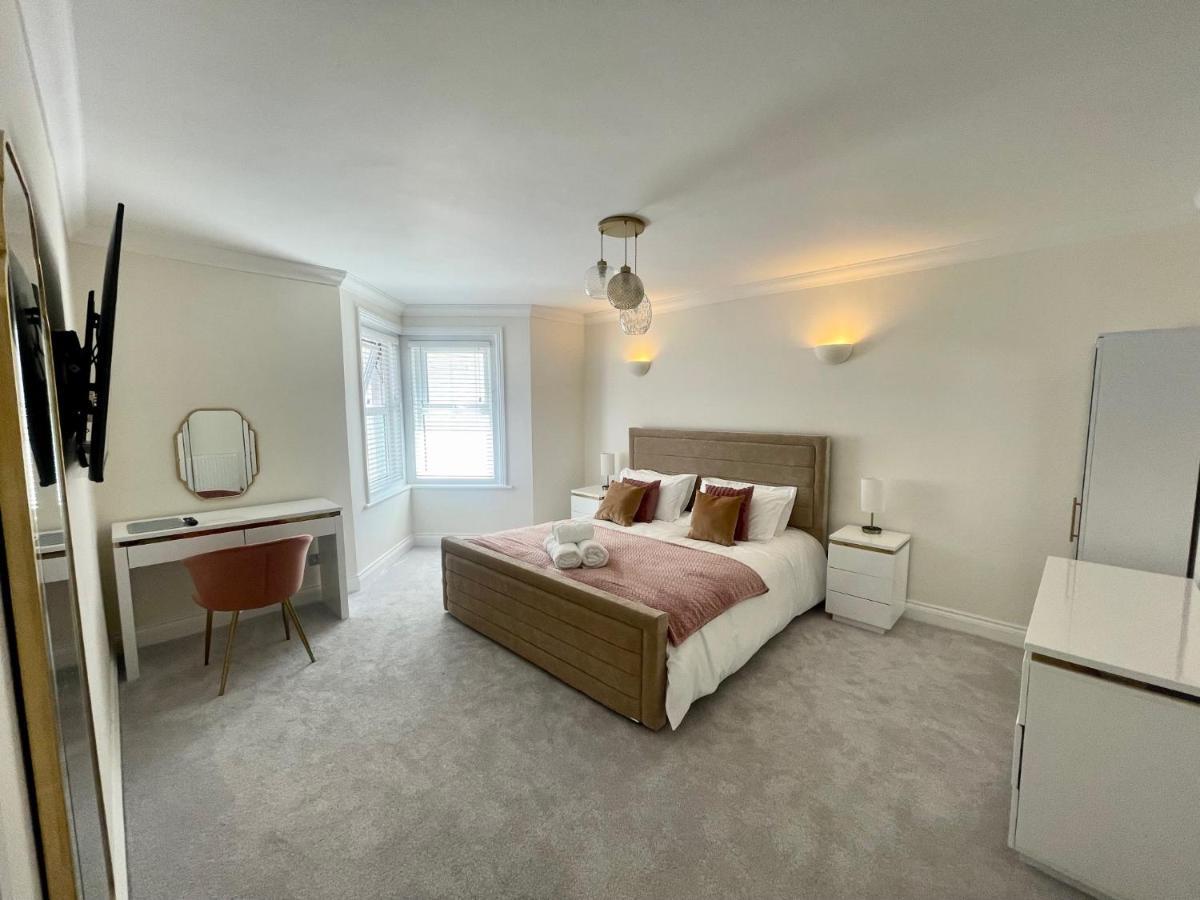 Exquisite Apartment, Stone Throw From The Beach Bournemouth Dış mekan fotoğraf